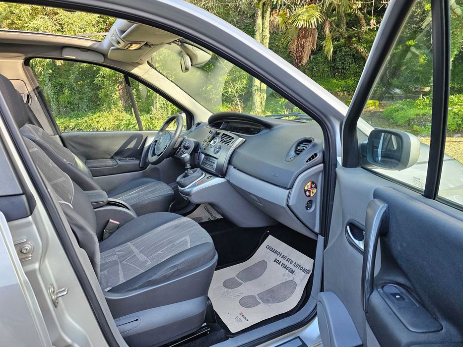 Renault Scénic 1.5Dci 105cv Teto de Abrir Panorâmico