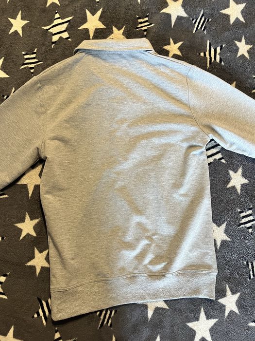 продаю дитячу б/у кофту в гарному стані