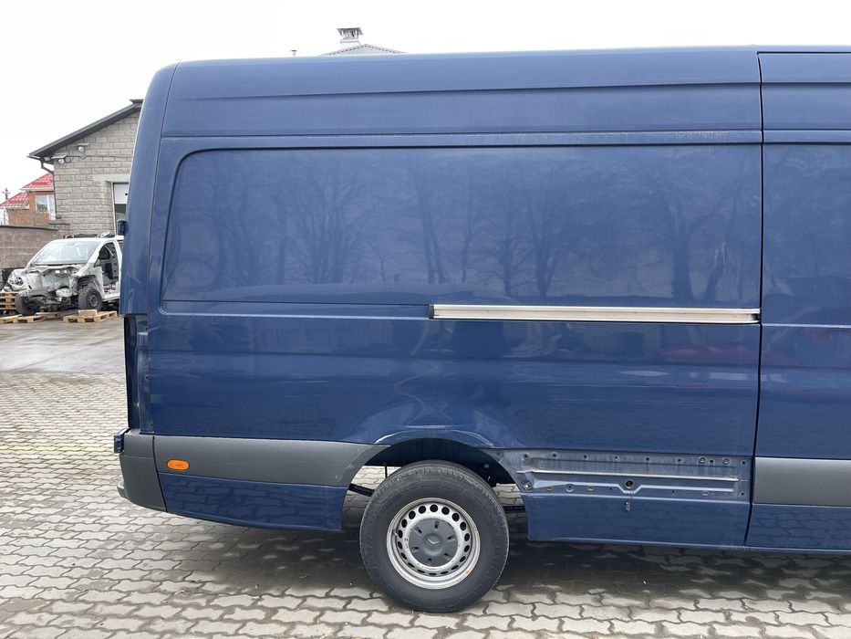 Бочина права ліва Mercedes Sprinter W907 LONG