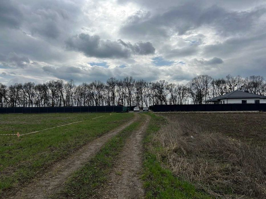 (7) Продаж ділянки під будівництво в Тяжилові (8813)