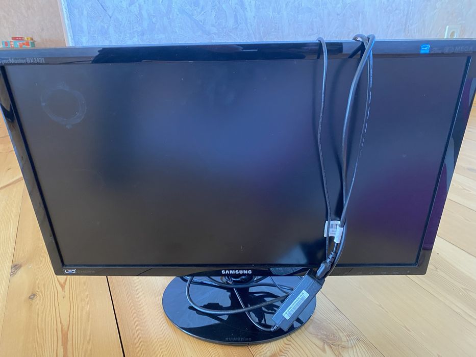 Монітор HP, Samsung та LG flatron