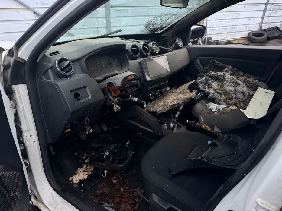 DACIA DUSTER 1.5 BLUEDCI 4X4 DE 2022 EM FIM DE VIDA (CENTRO DE ABATE)