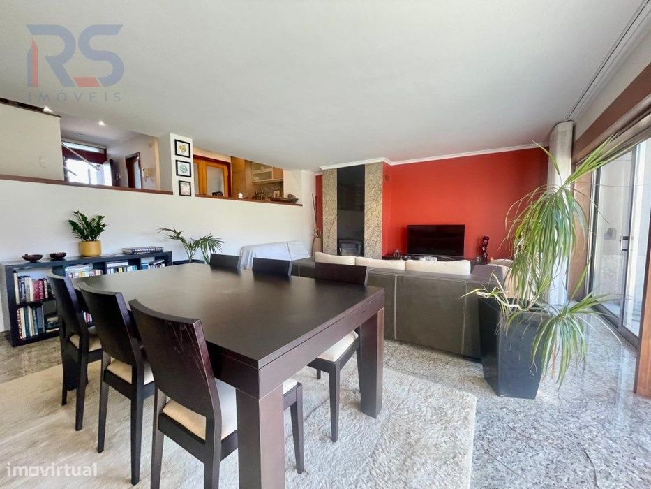 Moradia T5 2 frentes, Castelo da Maia