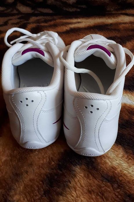 Nike Musique rozmiar 39