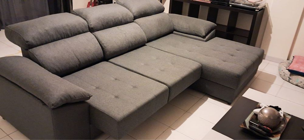 Sofá cinzento com 6meses de uso
