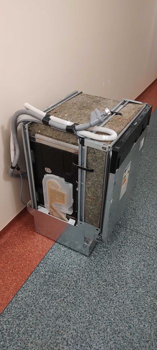 Zmywarka Whirlpool WP 122 – na części.