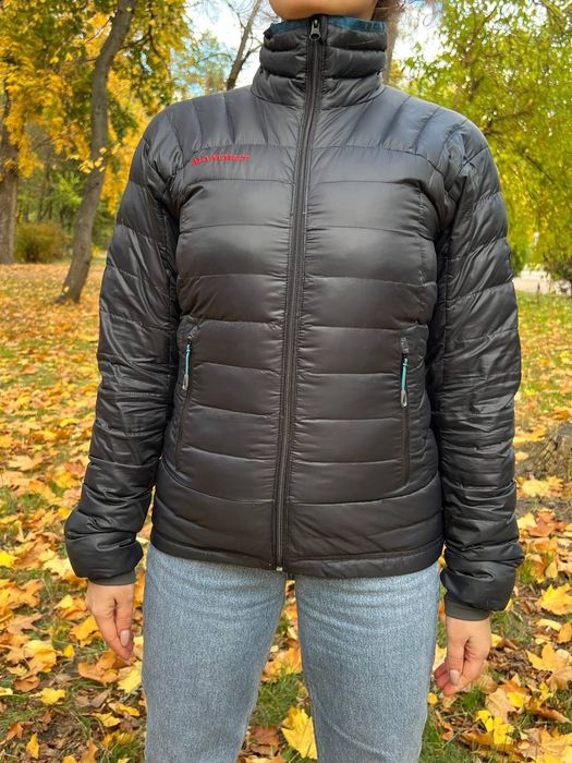 Жіноча демісезонна куртка Mammut розмір XS/S