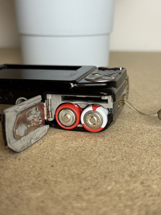 Aparat Cyfrowy Fujifilm AX200 - stan idealny