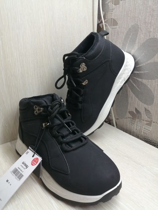 Дитячі зимові черевики 23см