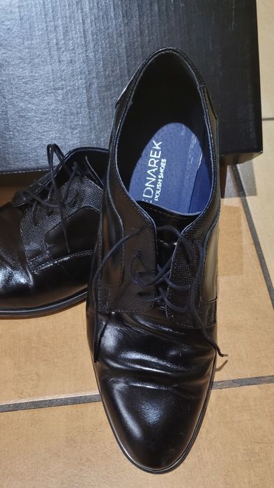 Buty meskie garniturowe rozm 42. Kolor czarny.Stam bardzo dobry.