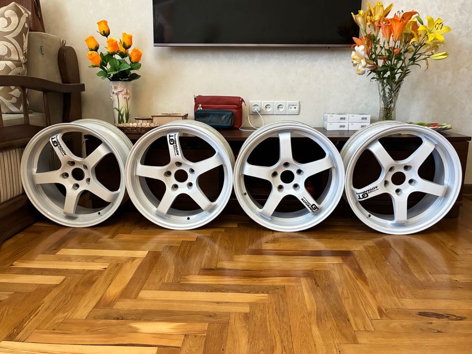 Диски Advan Racing GT (R17 7.5j ET35 5*114.3 6.8kg flow forming)