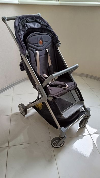 Легкая прогулочная коляска Babyzz Prime