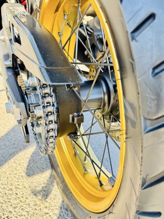 мотоцикл Honda Africa CRF1000 в оригіналі тільки з Японії