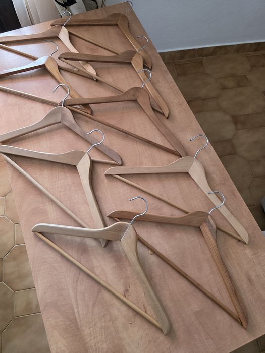 Pack 10 Cabides Madeira