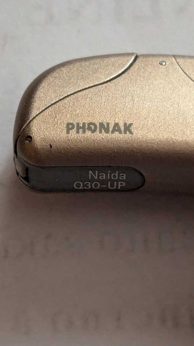 Заушный слуховой аппарат Phonak Naida Q30 UP