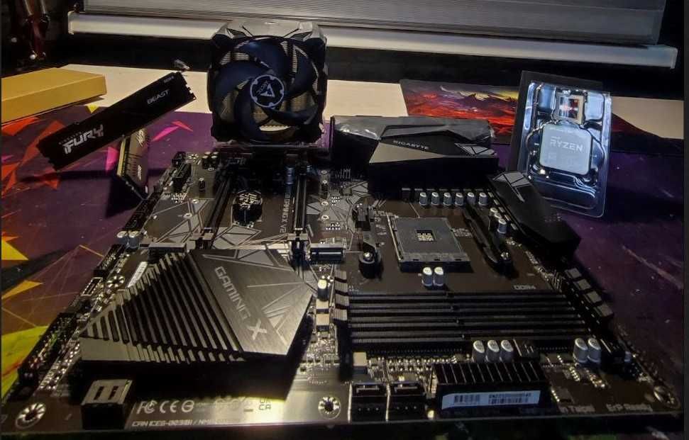 Комплект: B550 gaming x v2, ryzen 5 3600, Kingston Fury 16GB