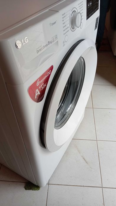 Máquina de lavar roupa LG