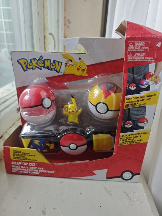 Іграшка покемони