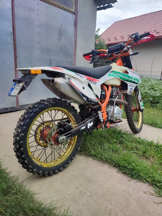 Мотоцикл кросовий ENDURO EXDRIVE ProFactory 250cc