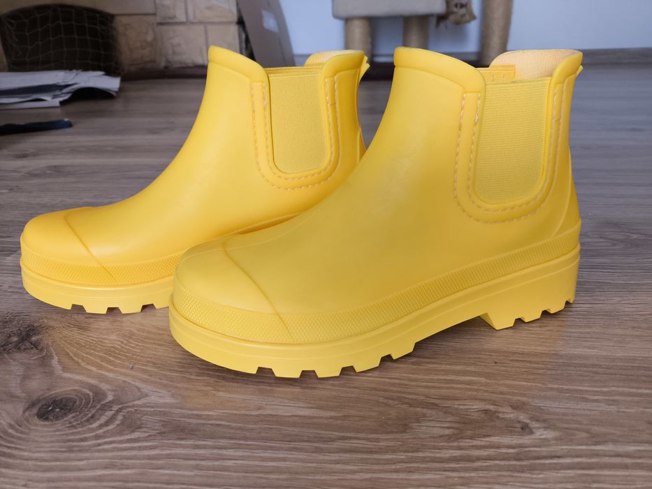 Kalosze damskie Pull&Bear (żółte) (39)
