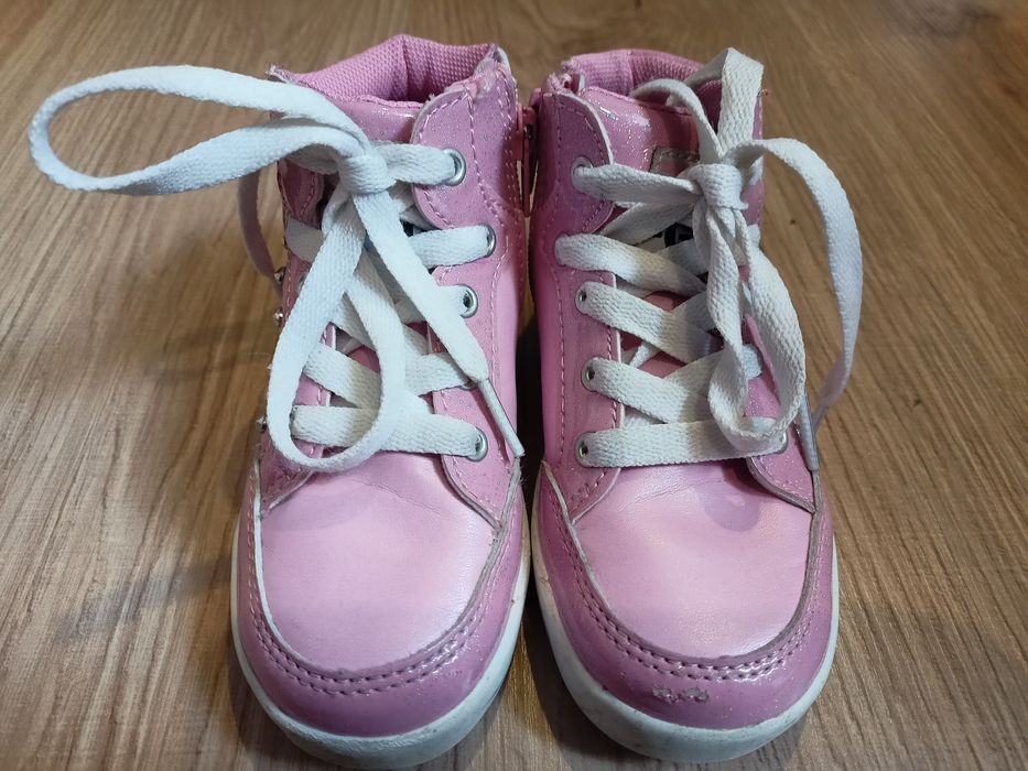 Buty dla dziewczynki r. 25