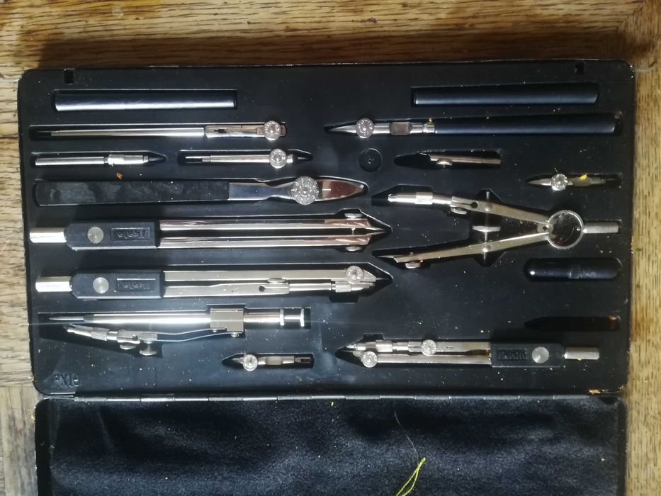 Skala Precision duży zestaw kreślarski