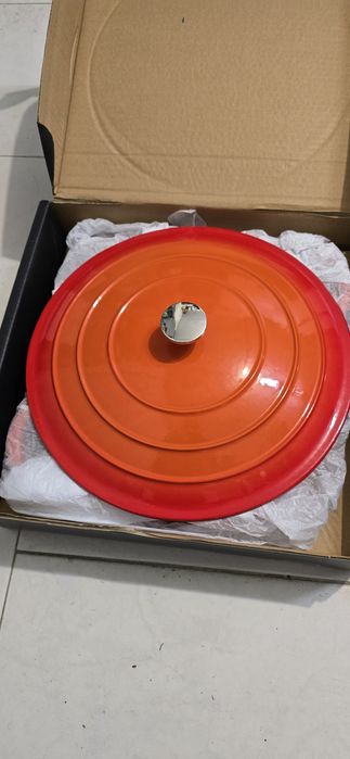 Caçarola ferro fundido 28 cm NOVA