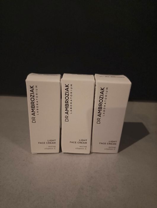 1 sztuka Light face cream dr Ambroziak Laboratorium  05.26