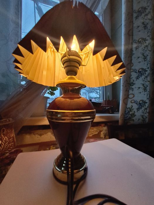 Продам старинную лампу