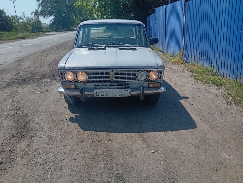 продам ваз 2103 на полном ходу