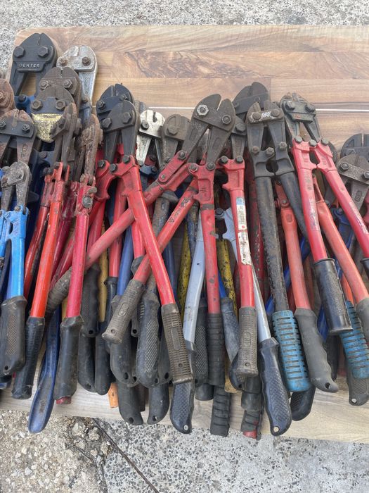 Lote de 40 tesouras de vários tamanhos