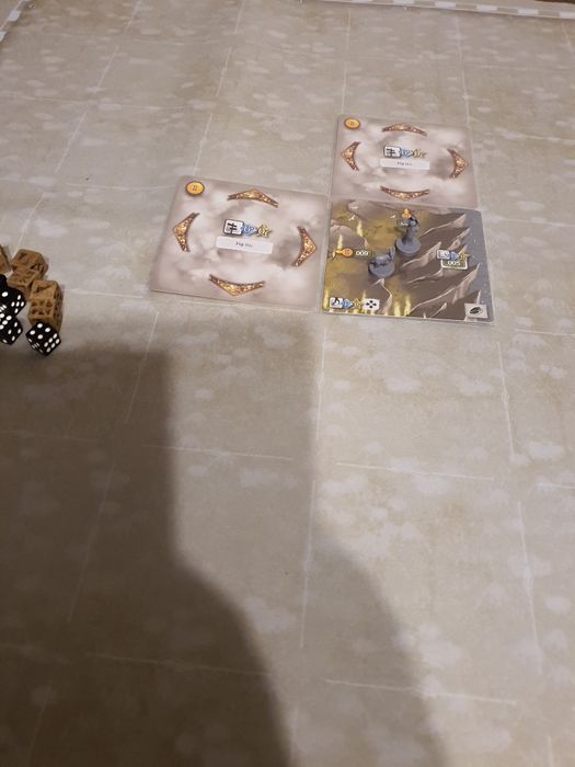 7th continenth, what Goes up, plastikowe figurki,koza, dodatki mata