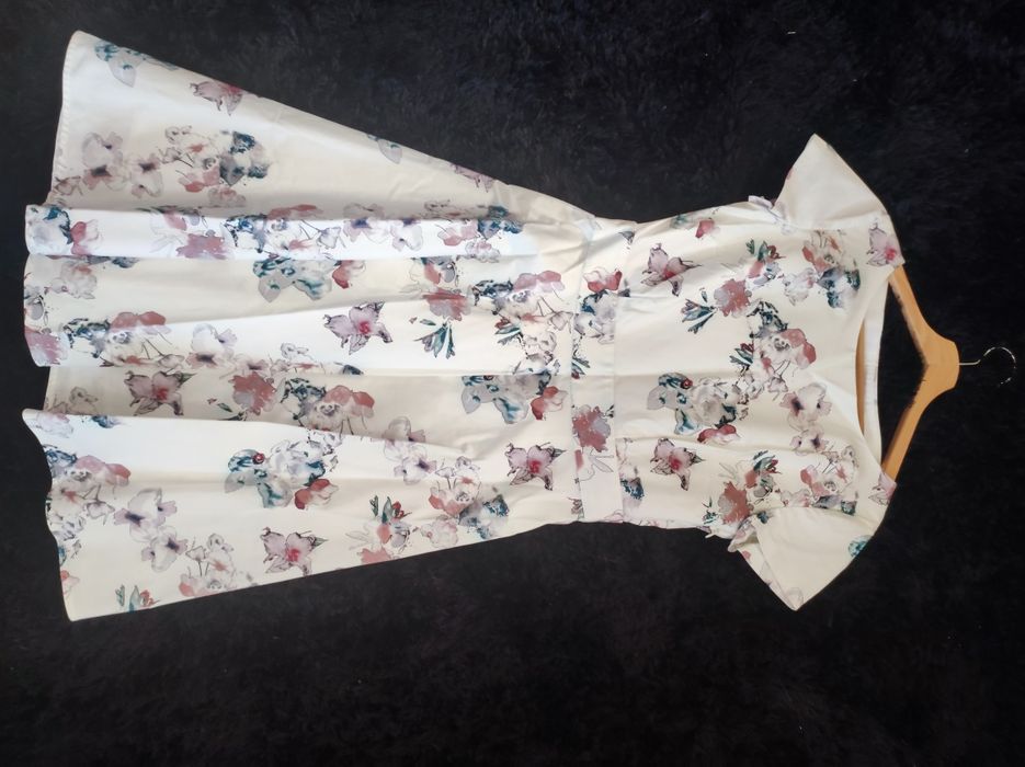 Elegancka sukienka Tatuum 36
