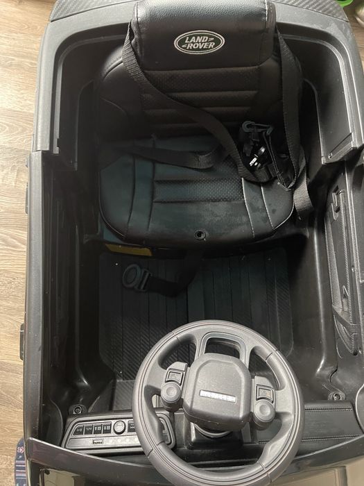 Дитяча електрична машинка land rover