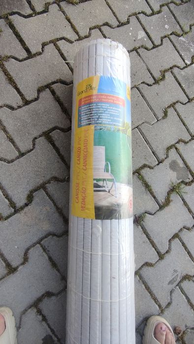 Cerca em branco nova