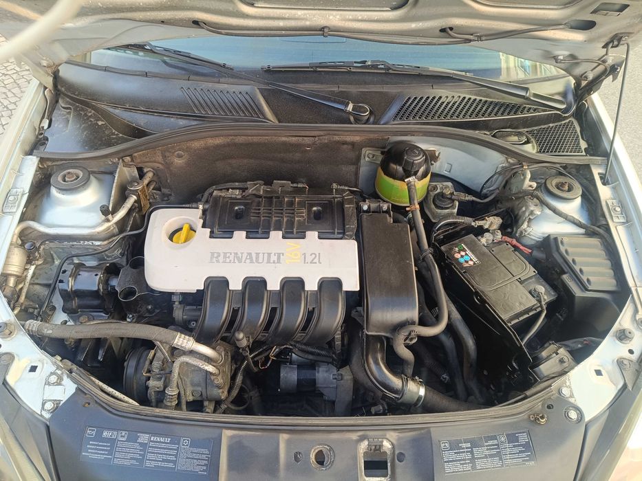 Renault Clio II 1.2 16V (75cv) – 189.600 KM – IPO até 2027