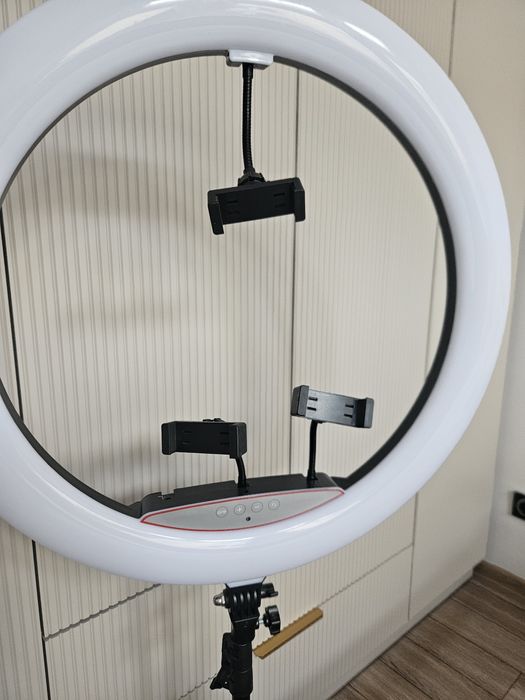 Lampa do robienia selfi