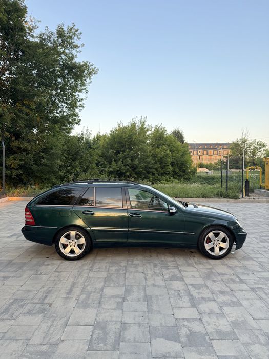 Mersedes-benz C220d автомат дизель в гарному стані