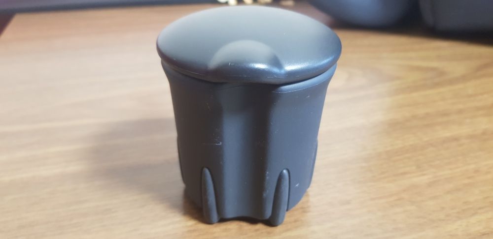 Попільничка Рено