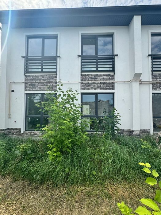 Продам таунхаус на Війскбуді