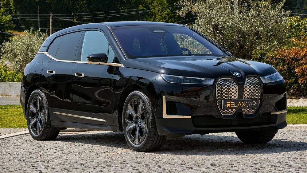 BMW iX xDrive 40