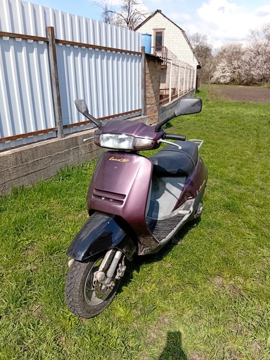 Продам  скутер HONDA Lead 90