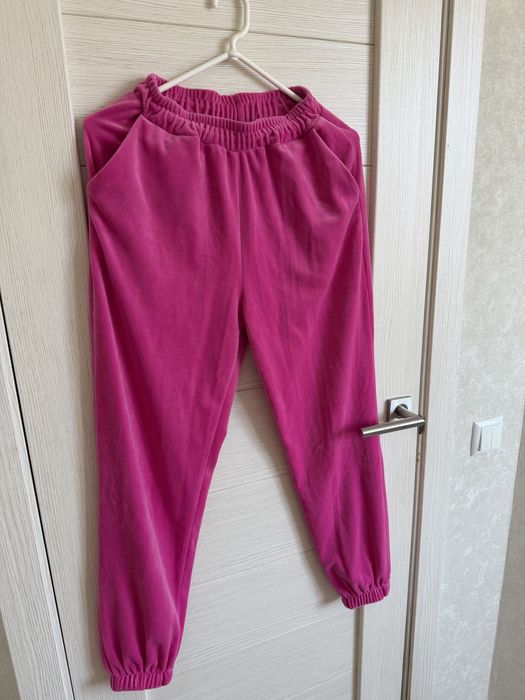 велюровый костюм 3ка худи+ топ и джогеры 42-44