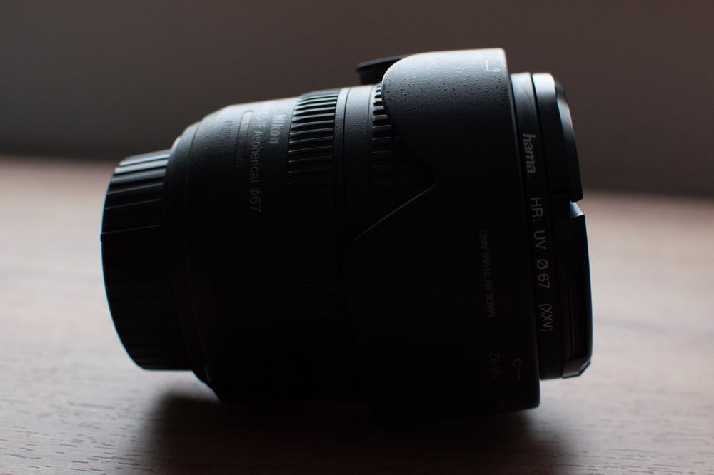 Nikon D90, bogate wyposażenie, stan jak nowy