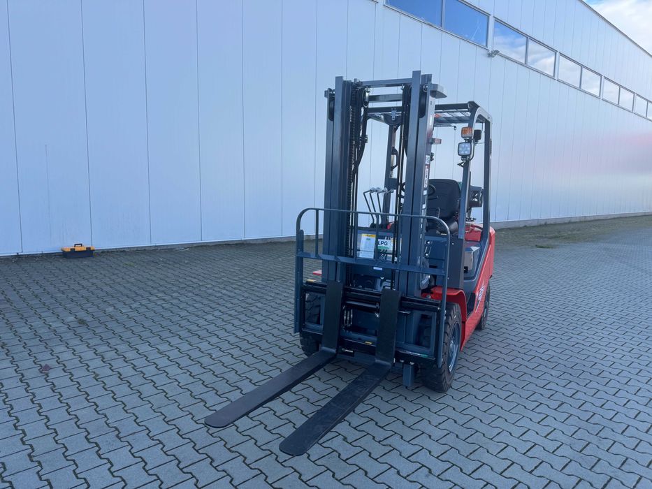 Wózek Widłowy Spalinowy Heli 2,5t Masz 3,3m Silnik Kubota LPG 2025-06