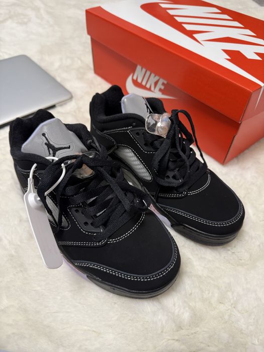 Жіночі кросівки Nike Air Jordan 5 Low Dongdan найк джордан члргі