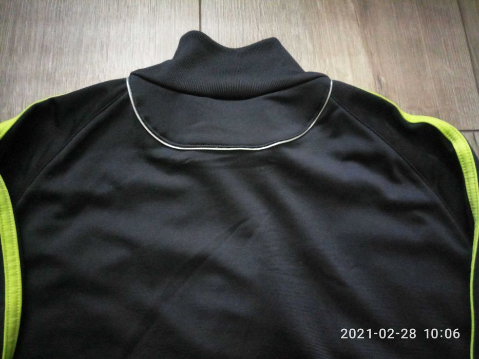 Adidas оригинал олимпийка XL 56-58 черного  цвета, новая