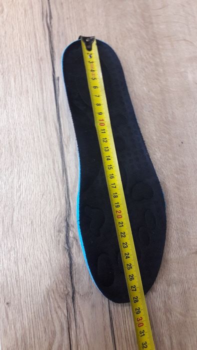 Стильні кросівки 43