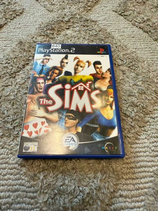The sims gra na ps2