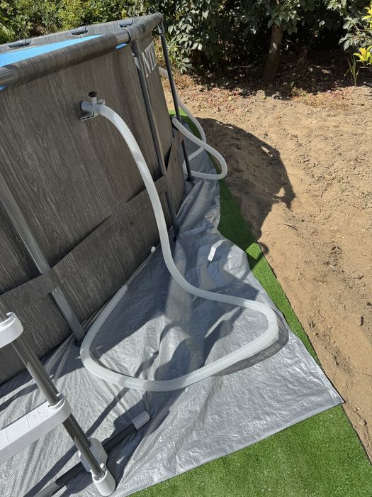 Piscina Intex nova